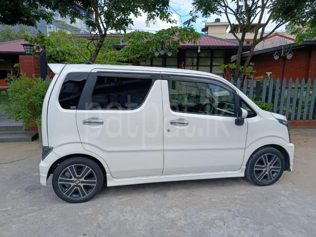 Advertisement image 3