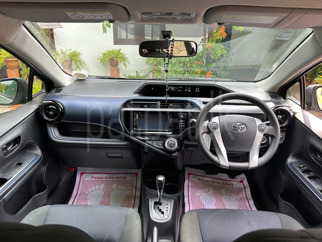 Toyota Aqua 2015 - Used Car sale in Sri Lanka - patpat.lk
