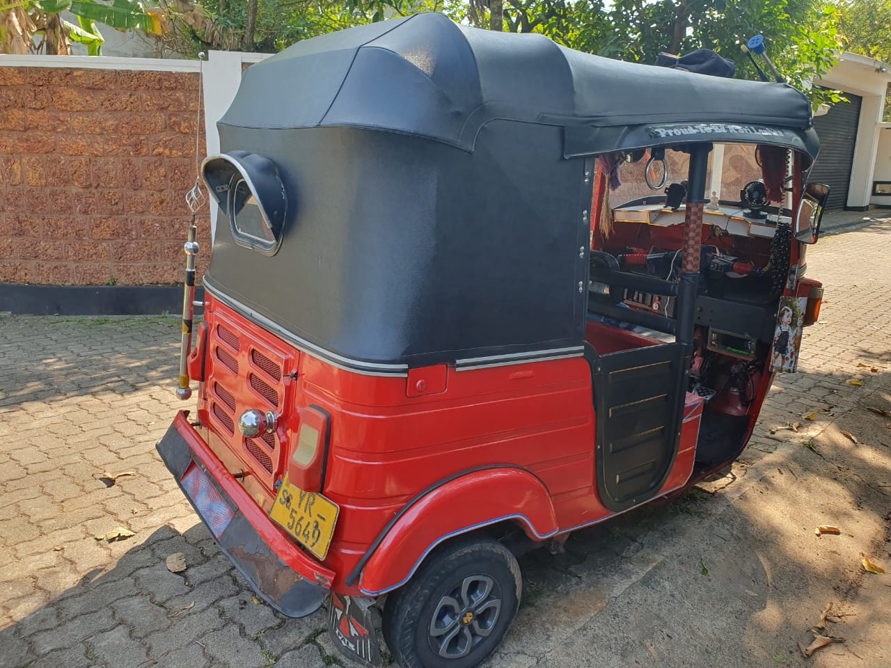 Bajaj Three Wheel 2011 - Used Three wheeler sale in Sri Lanka - patpat.lk