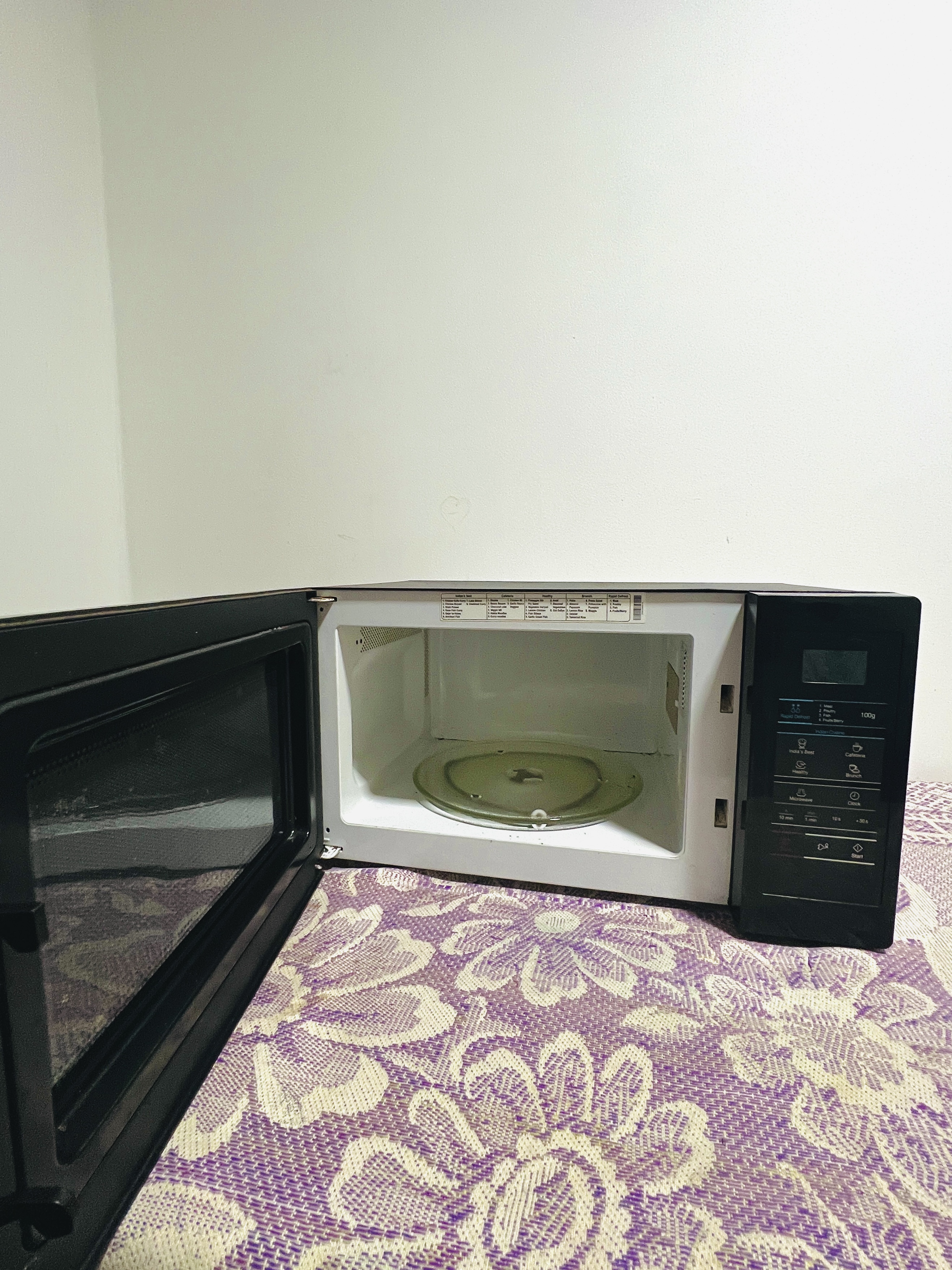 Samsung Microwave Oven – 800W