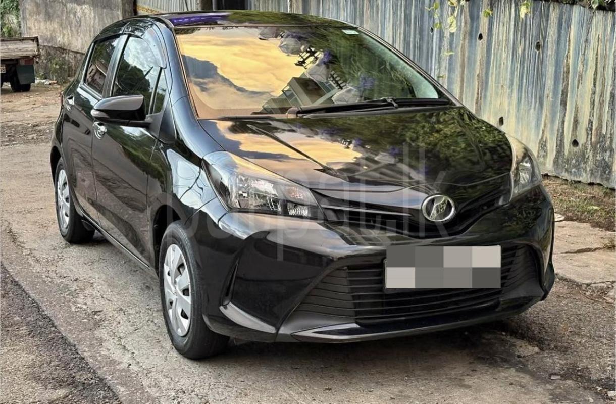 Toyota Vitz 2016 - பயன்படுத்தப்பட்டது கார் sale in Sri Lanka - patpat.lk