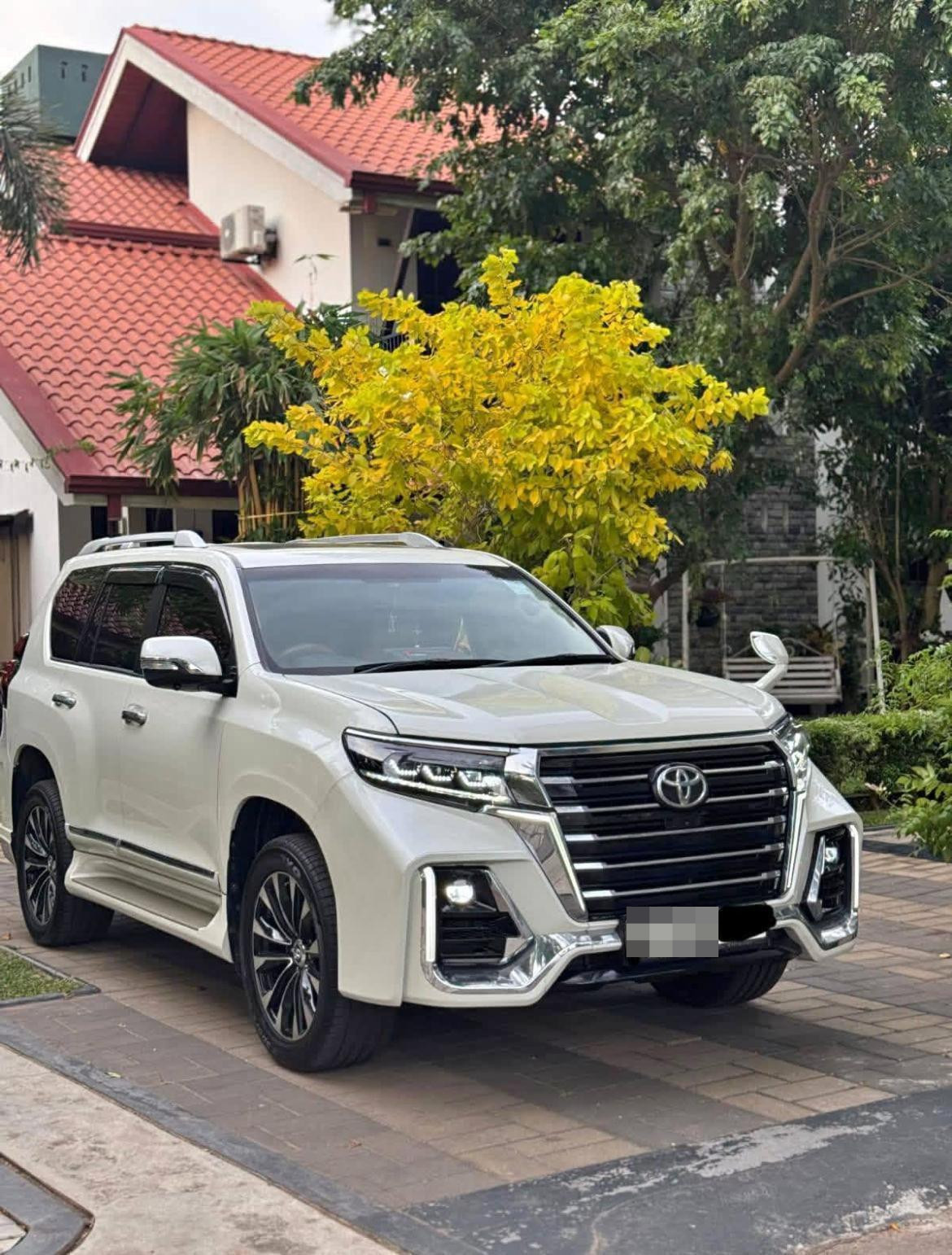 Toyota Land Cruiser 2015 - Used SUV sale in Sri Lanka - patpat.lk
