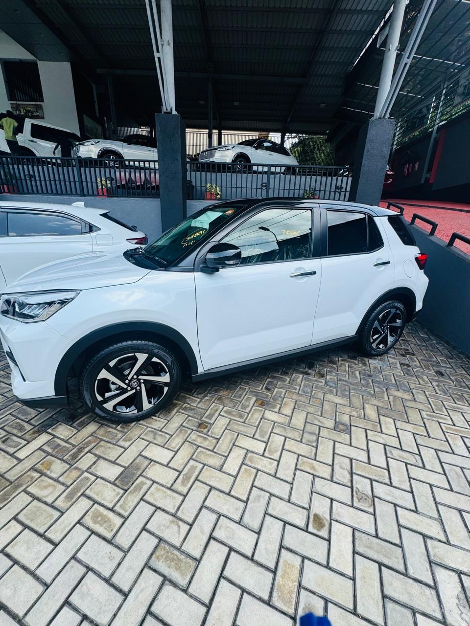 Toyota Raize 2025 - சான்றளிக்கப்பட்டது SUV sale in Sri Lanka - patpat.lk