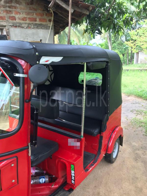 Bajaj Three Wheel 2011 - Used Three wheeler sale in Sri Lanka - patpat.lk