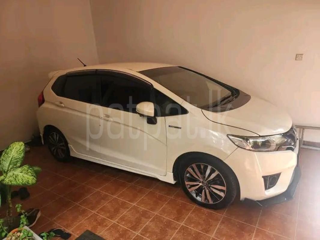 Advertisement image 1