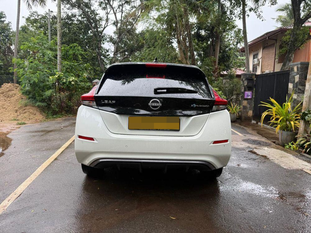 Nissan Leaf 2015 - பயன்படுத்தப்பட்டது கார் sale in Sri Lanka - patpat.lk