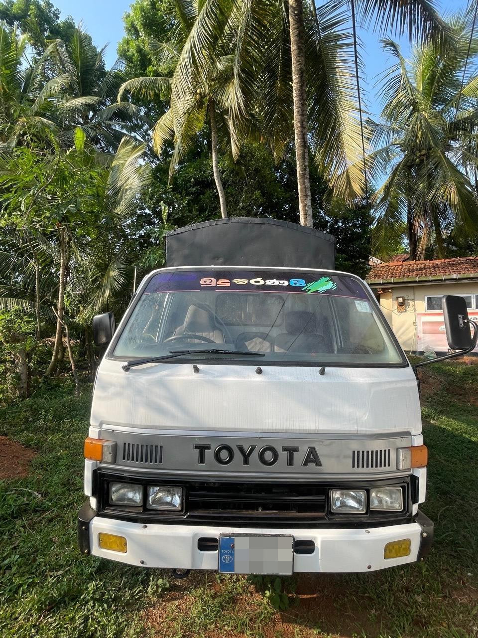 Toyota Coaster 1994 - Used Truck sale in Sri Lanka - patpat.lk