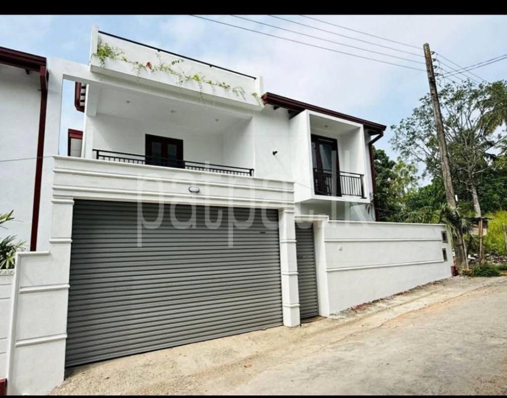 Advertisement image 1