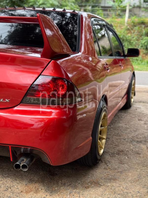 Advertisement image 6