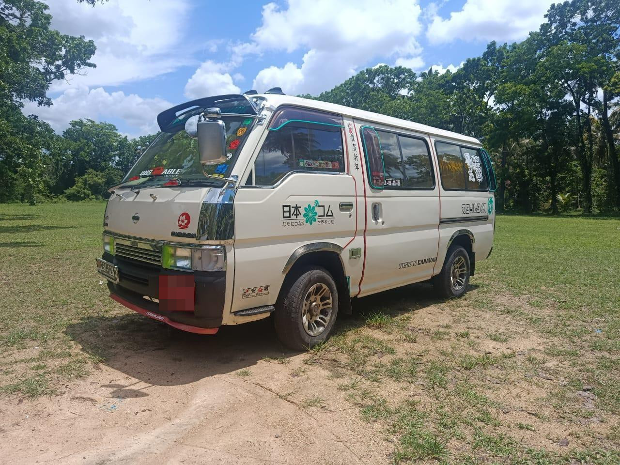 Nissan Caravan 1992 - பயன்படுத்தப்பட்டது வேன் sale in Sri Lanka - patpat.lk