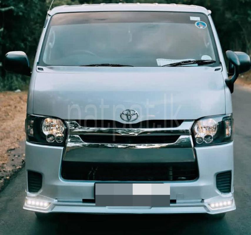Toyota Hiace 2007 - பயன்படுத்தப்பட்டது வேன் sale in Sri Lanka - patpat.lk
