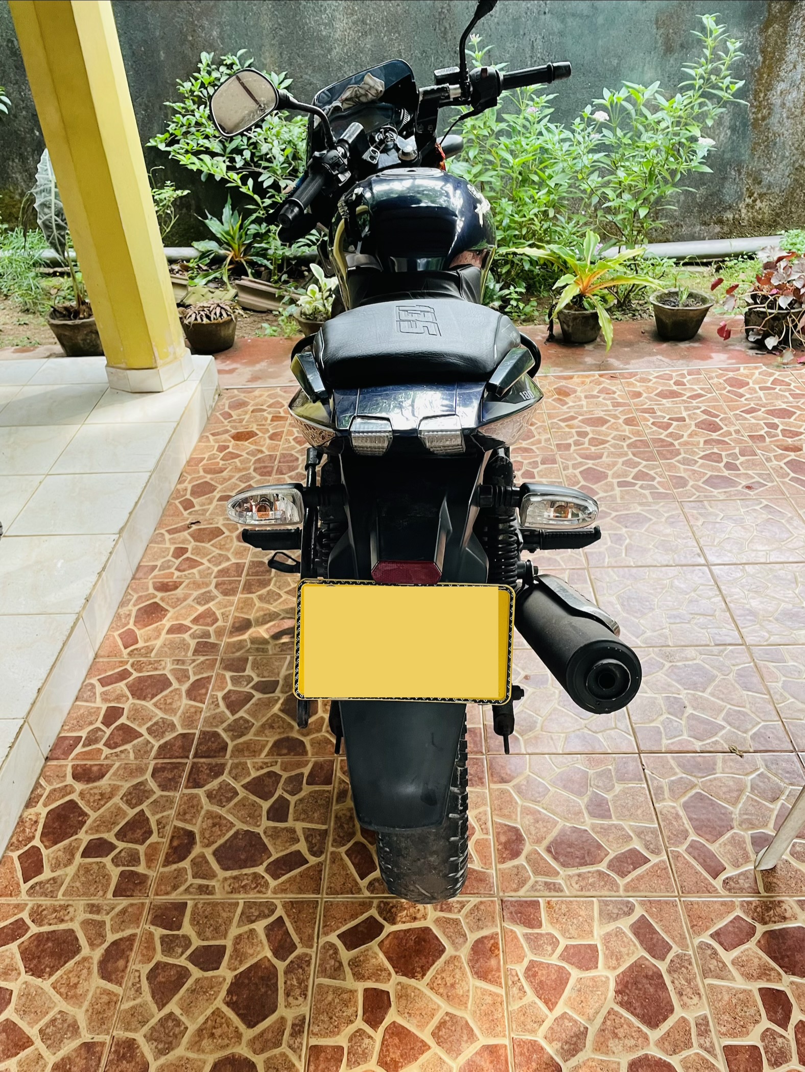 Bajaj Pulsar 2017 - பயன்படுத்தப்பட்டது பைக் sale in Sri Lanka - patpat.lk