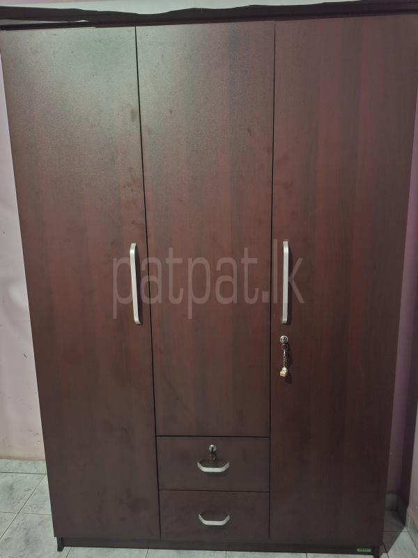 3 Door Wardrobe with 2 Drawers