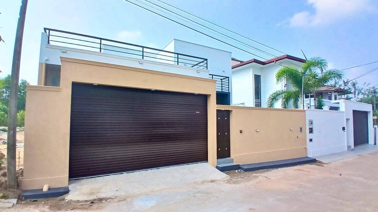 House for Sale in Kaduwela ads-image-1