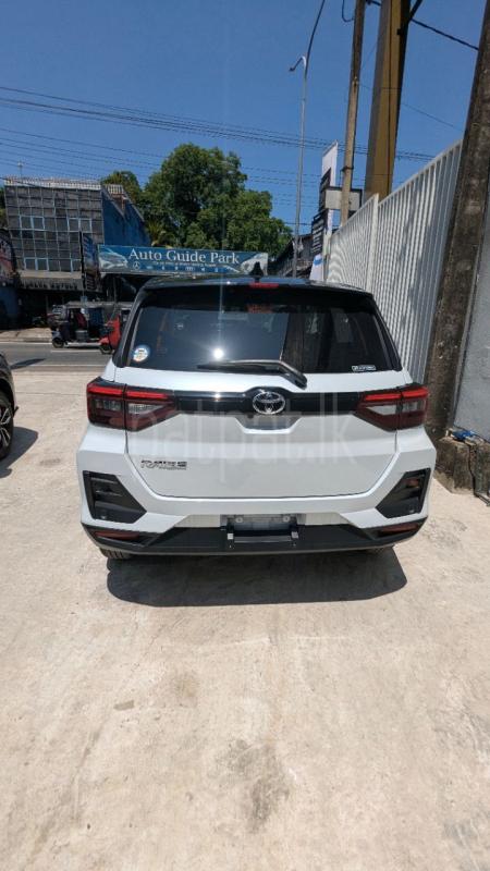 Advertisement image 4