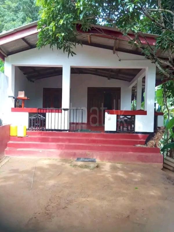 House for Sale in Katugastota ads-image-1