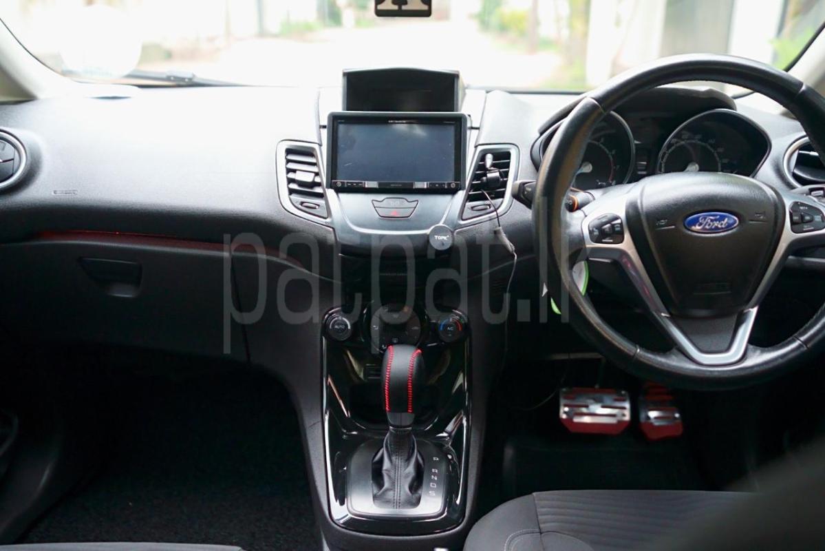 Advertisement image 4