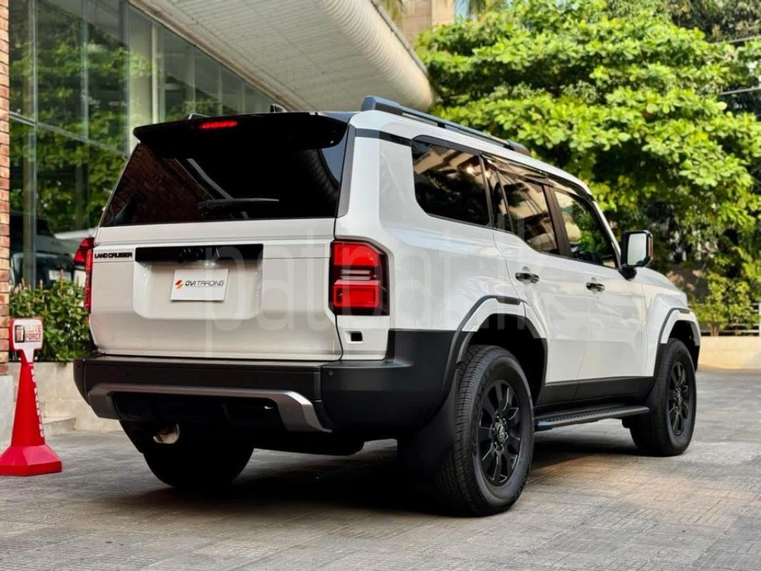 Advertisement image 5