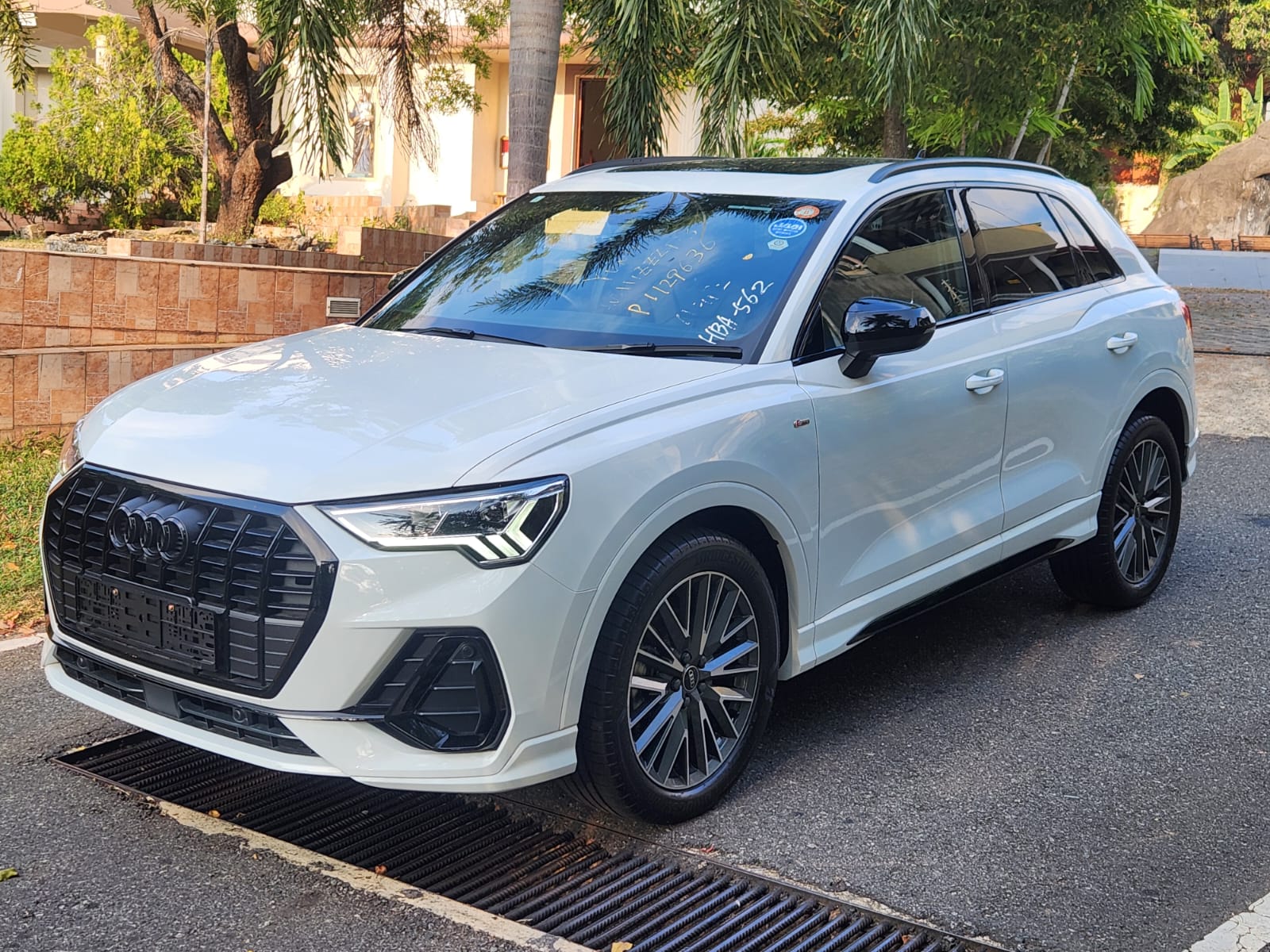 Audi Q3 2023 - භාවිතා කරන ලද කාර් sale in Sri Lanka - patpat.lk