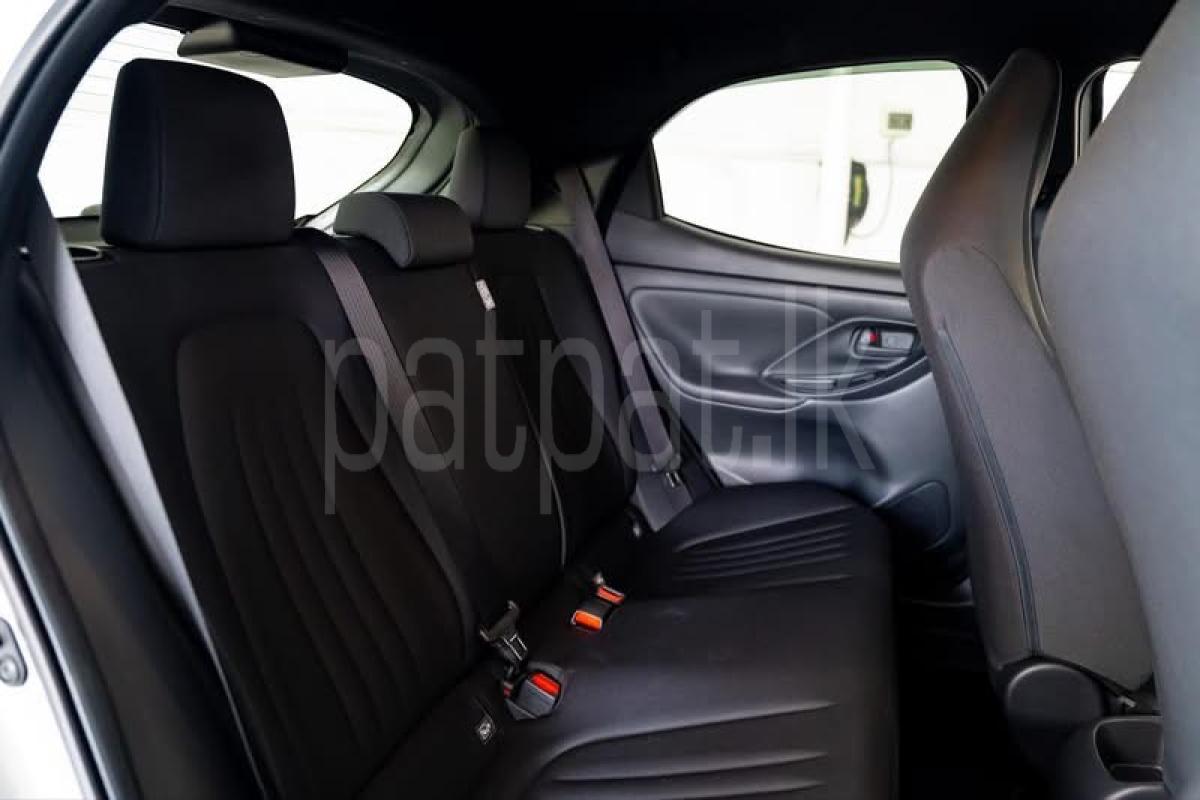 Advertisement image 6