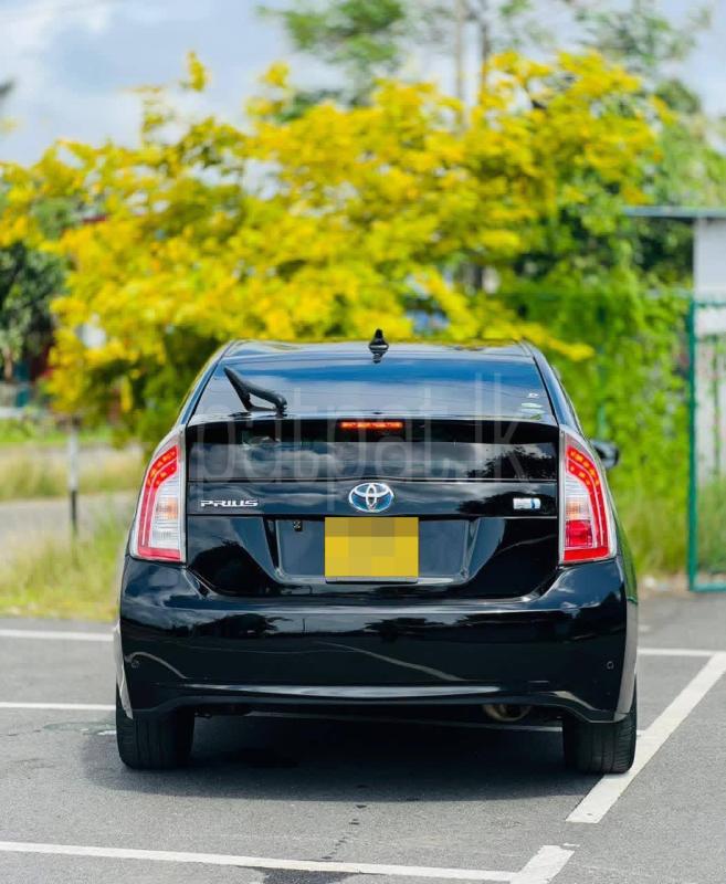 Toyota PRIUS S GRADE 2013 - Used Car sale in Sri Lanka - patpat.lk