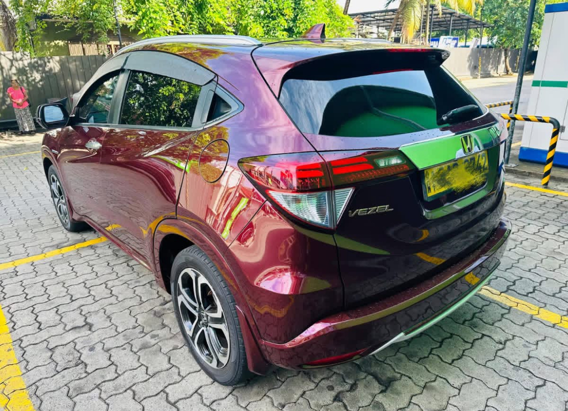 Honda Vezel 2014 - பயன்படுத்தப்பட்டது SUV sale in Sri Lanka - patpat.lk