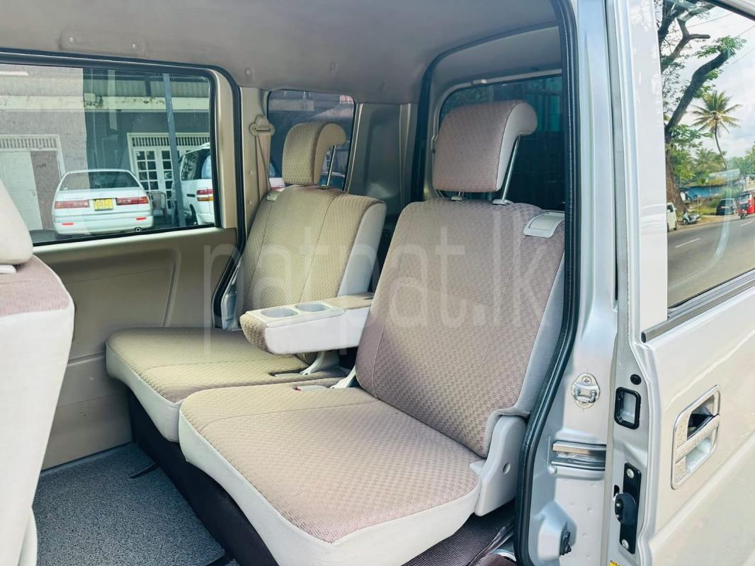 Advertisement image 6