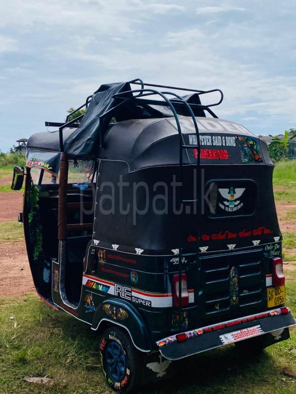 Advertisement image 4