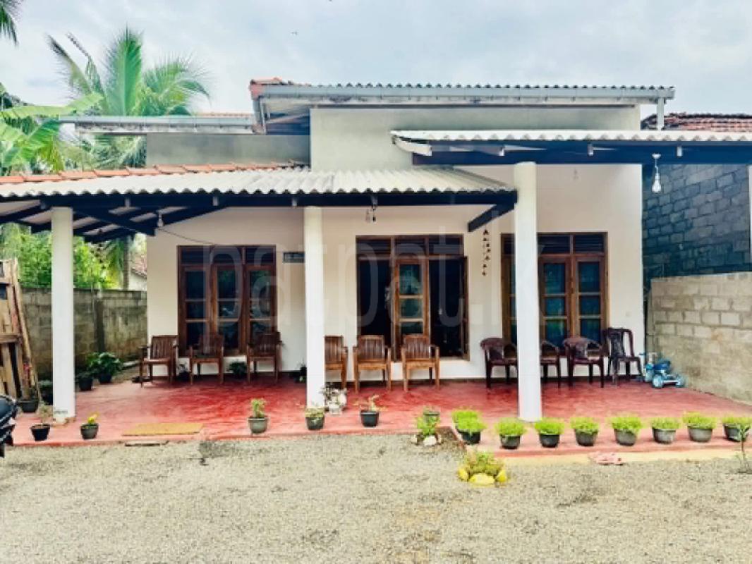 House for Sale in Embilipitiya