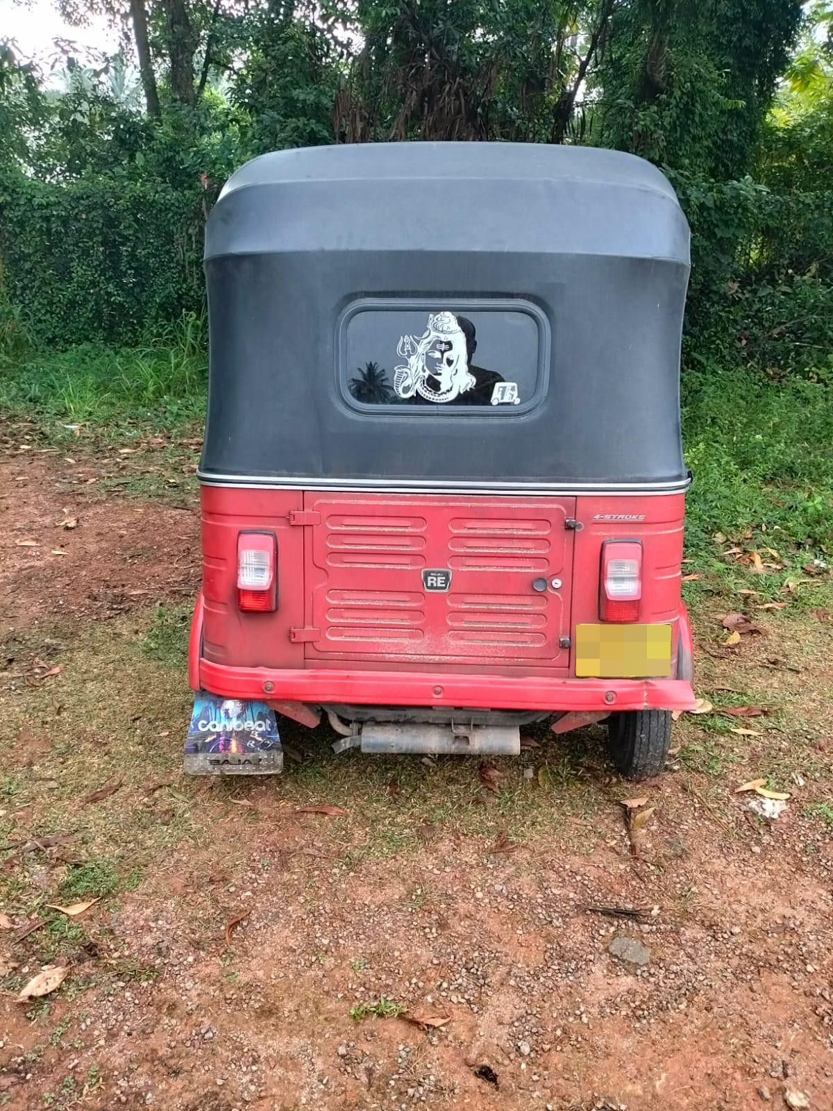 Bajaj 4 stroke 2018 - Used Three wheeler sale in Sri Lanka - patpat.lk