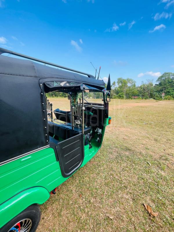 Advertisement image 5