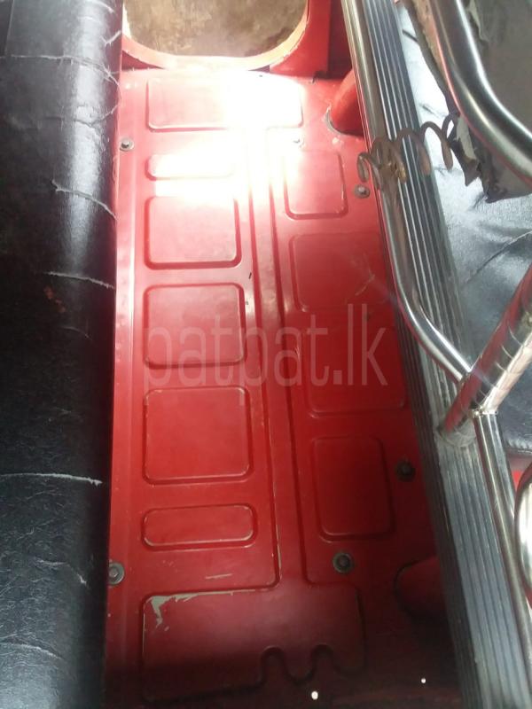 Bajaj 4 stroke 2011 - Used Three wheeler sale in Sri Lanka - patpat.lk