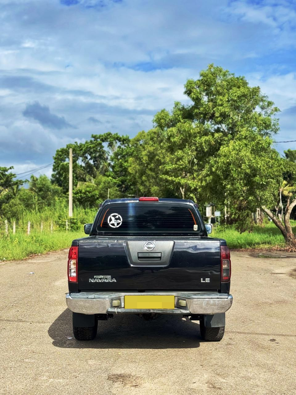 Nissan Navara 2010 - பயன்படுத்தப்பட்டது சரக்கு போக்குவரத்து sale in Sri Lanka - patpat.lk