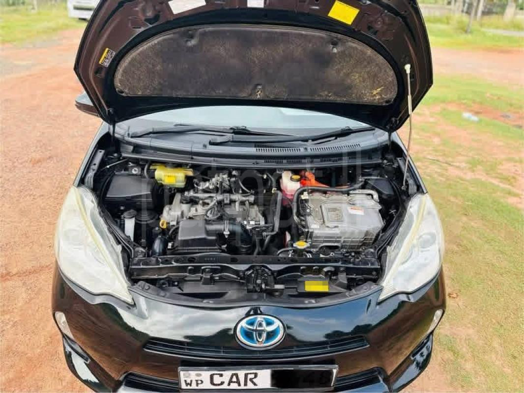 Toyota Aqua 2014 - பயன்படுத்தப்பட்டது கார் sale in Sri Lanka - patpat.lk