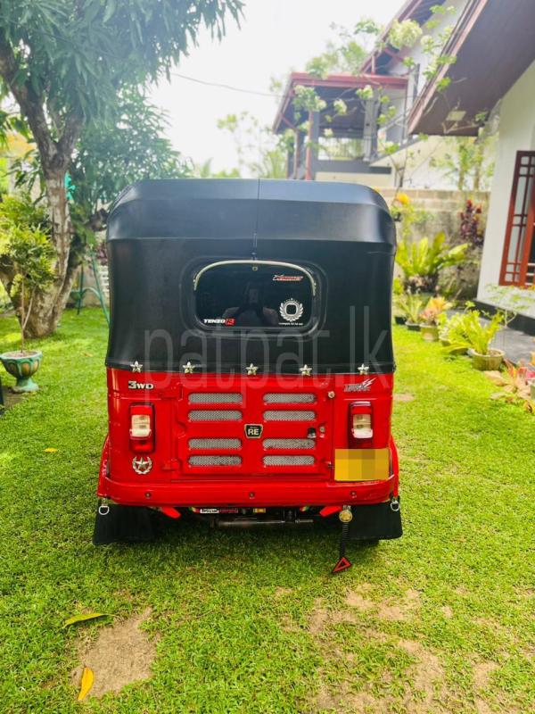 Bajaj Three Wheel 2016 - பயன்படுத்தப்பட்டது முச்சக்கர வண்டி sale in Sri Lanka - patpat.lk