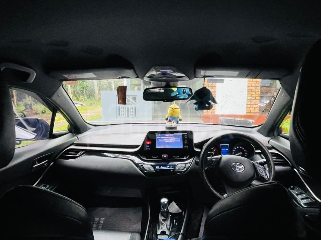Toyota CHR 2017 - பயன்படுத்தப்பட்டது SUV sale in Sri Lanka - patpat.lk
