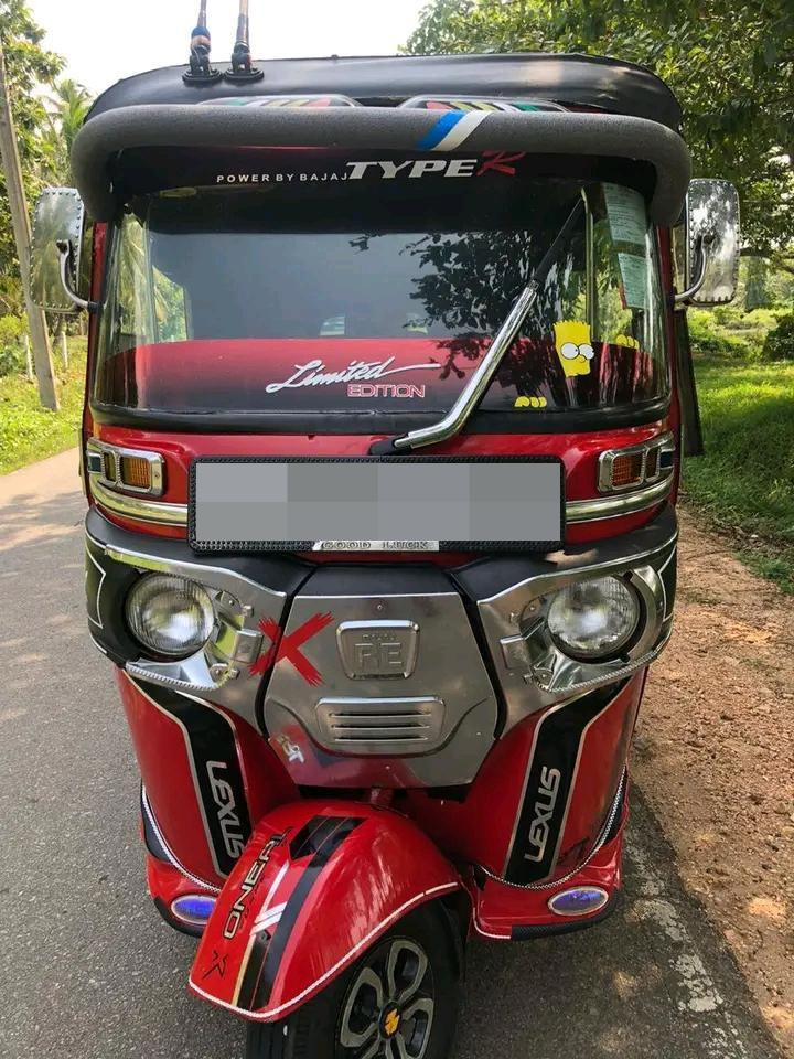 Bajaj Three Wheel 2015 - භාවිතා කරන ලද ත්‍රිරෝද රථය sale in Sri Lanka - patpat.lk