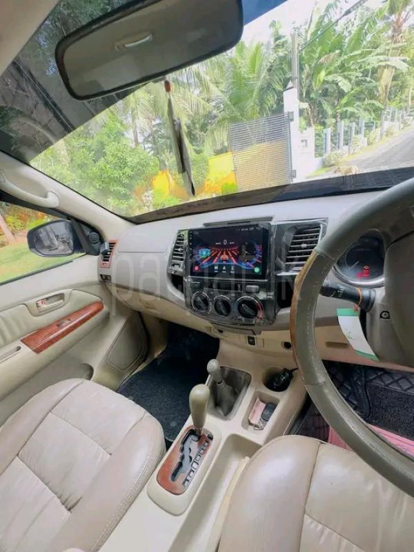Toyota Hilux 2006 - பயன்படுத்தப்பட்டது சரக்கு போக்குவரத்து sale in Sri Lanka - patpat.lk