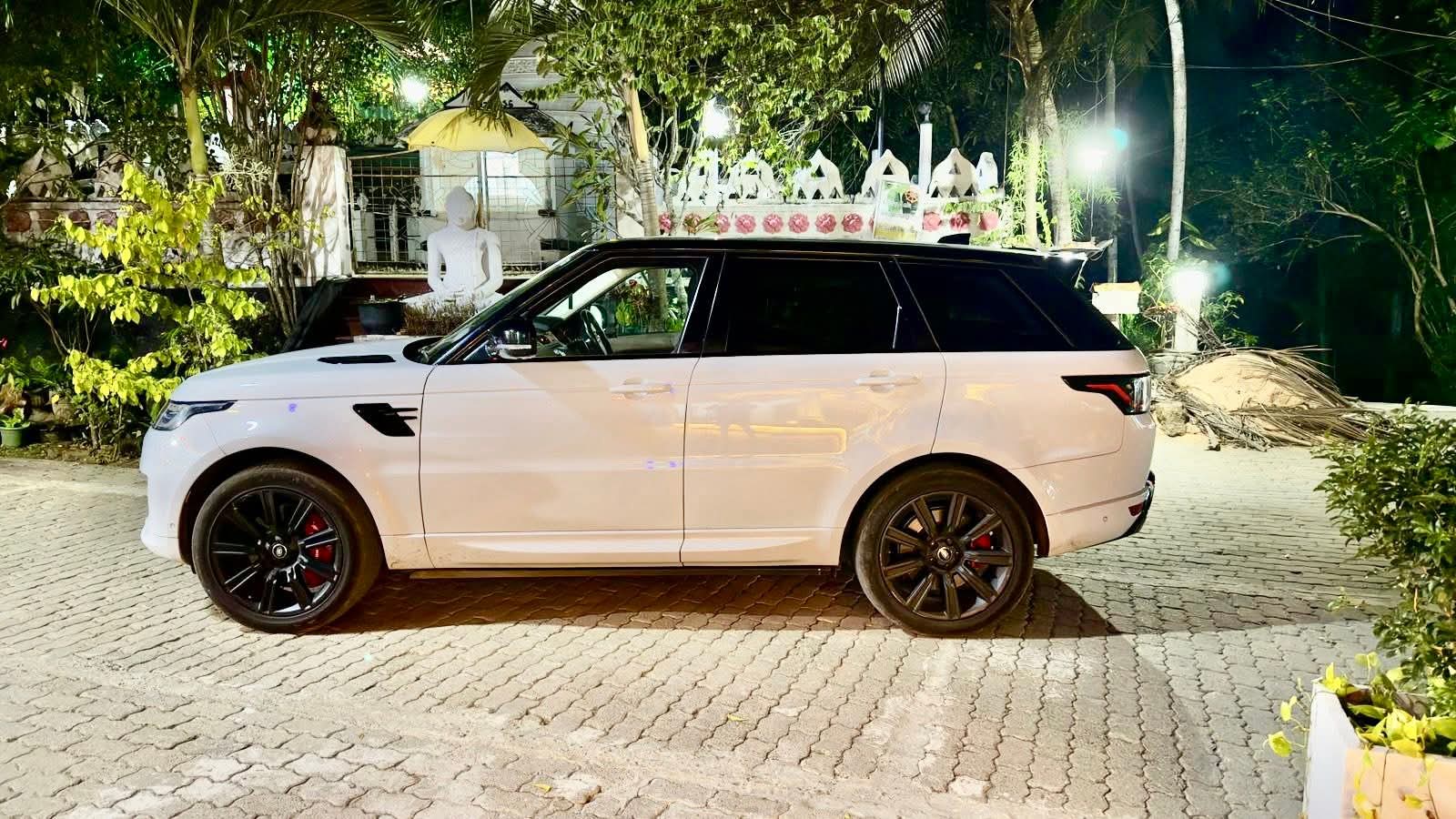 Land Rover Range Rover 2018 - பயன்படுத்தப்பட்டது SUV sale in Sri Lanka - patpat.lk