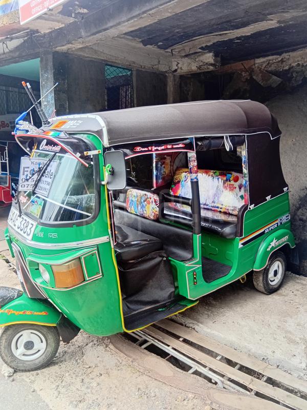 Bajaj Three Wheel 2012 - பயன்படுத்தப்பட்டது முச்சக்கர வண்டி sale in Sri Lanka - patpat.lk