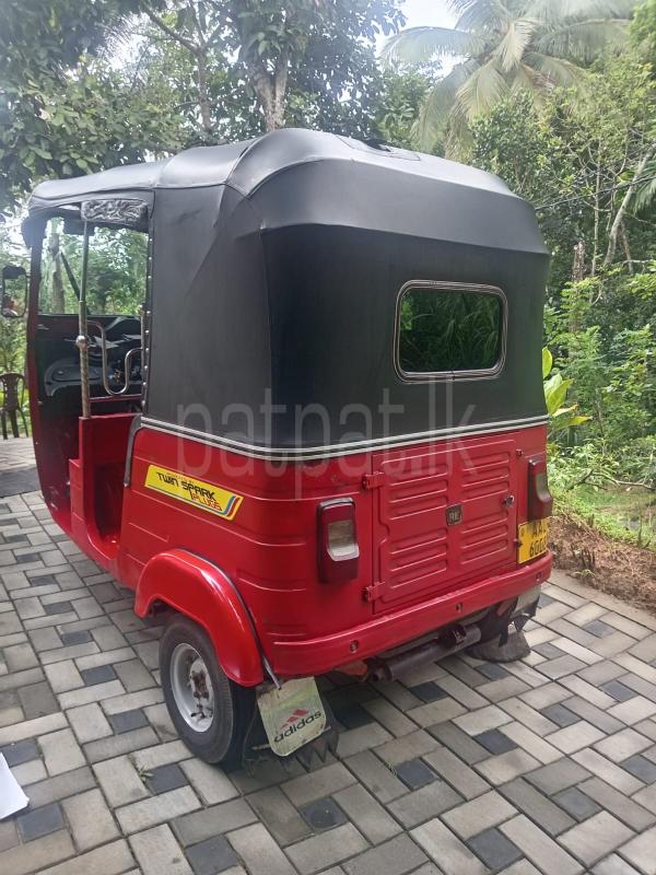 Bajaj 4 stroke 2014 - பயன்படுத்தப்பட்டது முச்சக்கர வண்டி sale in Sri Lanka - patpat.lk
