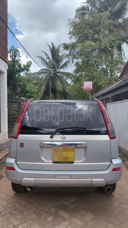 Nissan X Trail 2001 - பயன்படுத்தப்பட்டது SUV sale in Sri Lanka - patpat.lk