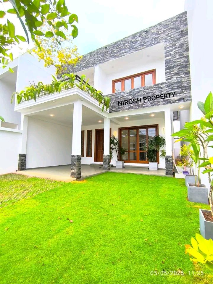 House for Sale in Athurugiriya