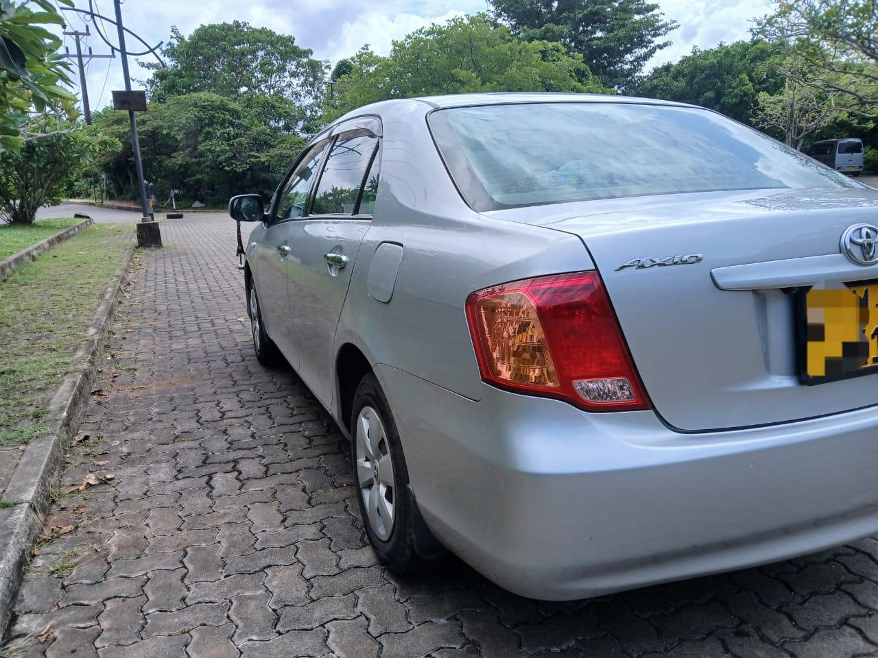 Toyota Axio 2007 - භාවිතා කරන ලද කාර් sale in Sri Lanka - patpat.lk