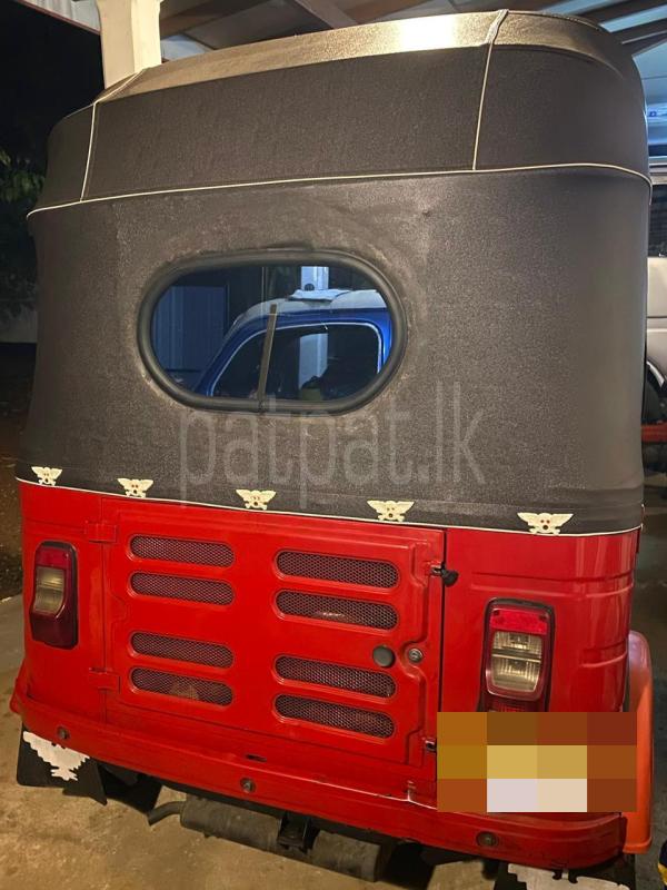 Bajaj Three Wheel 2015 - Used Three wheeler sale in Sri Lanka - patpat.lk
