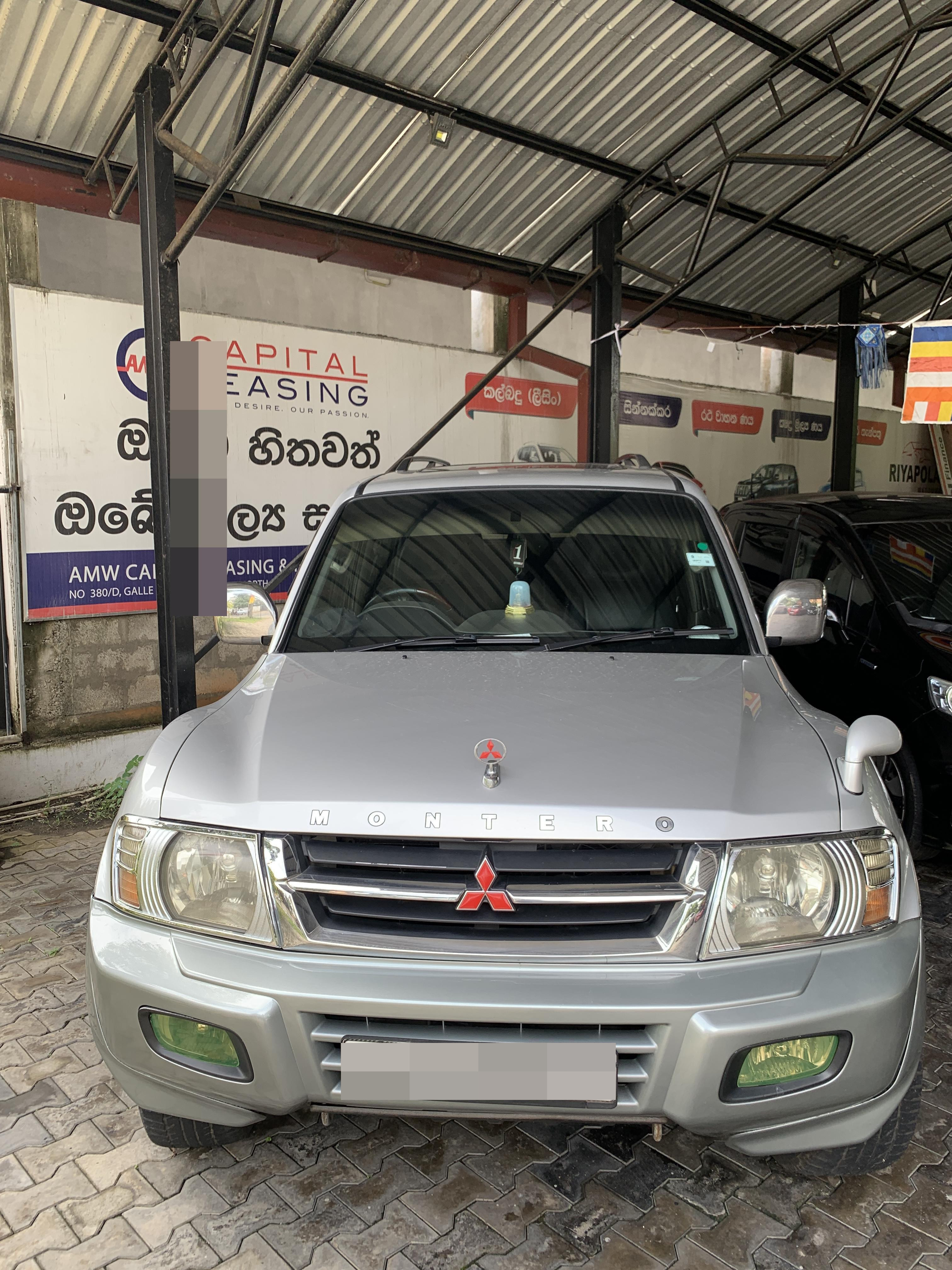 Mitsubishi Montero 2002 - பயன்படுத்தப்பட்டது SUV sale in Sri Lanka - patpat.lk