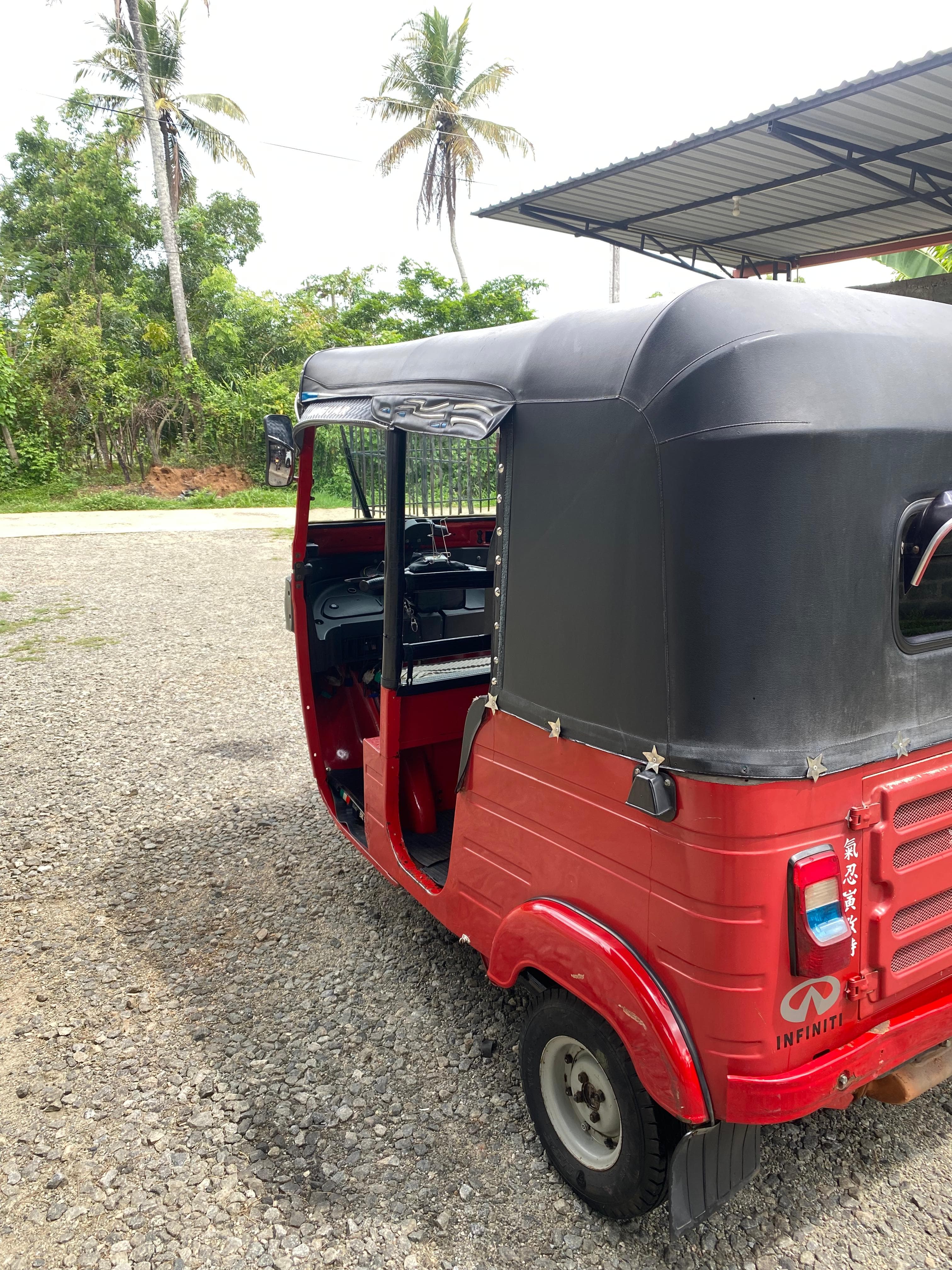 Bajaj Three Wheel 2018 - பயன்படுத்தப்பட்டது முச்சக்கர வண்டி sale in Sri Lanka - patpat.lk