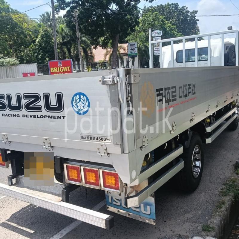 Advertisement image 3