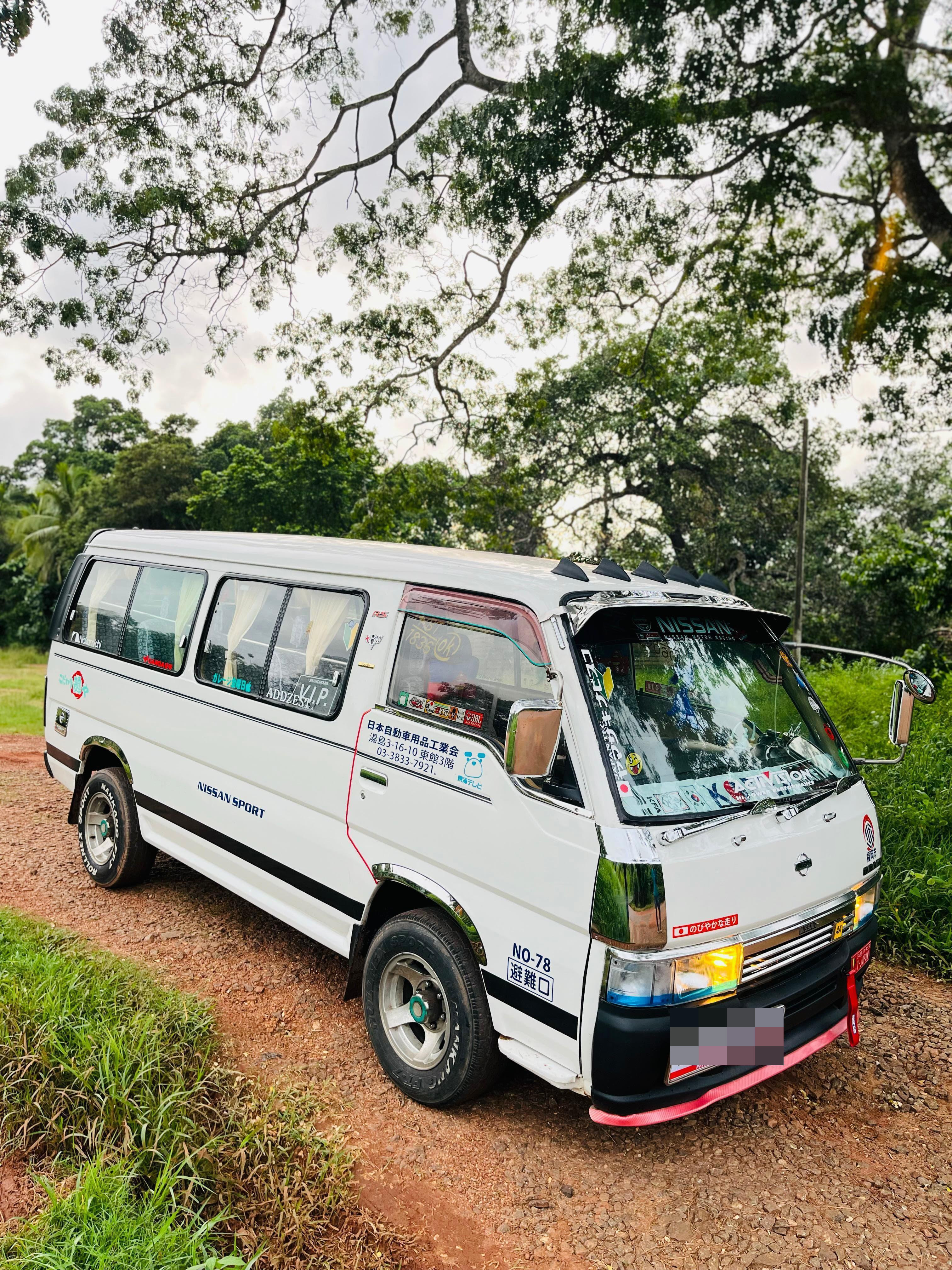 Nissan Caravan 1988 - භාවිතා කරන ලද වෑන් රථය sale in Sri Lanka - patpat.lk