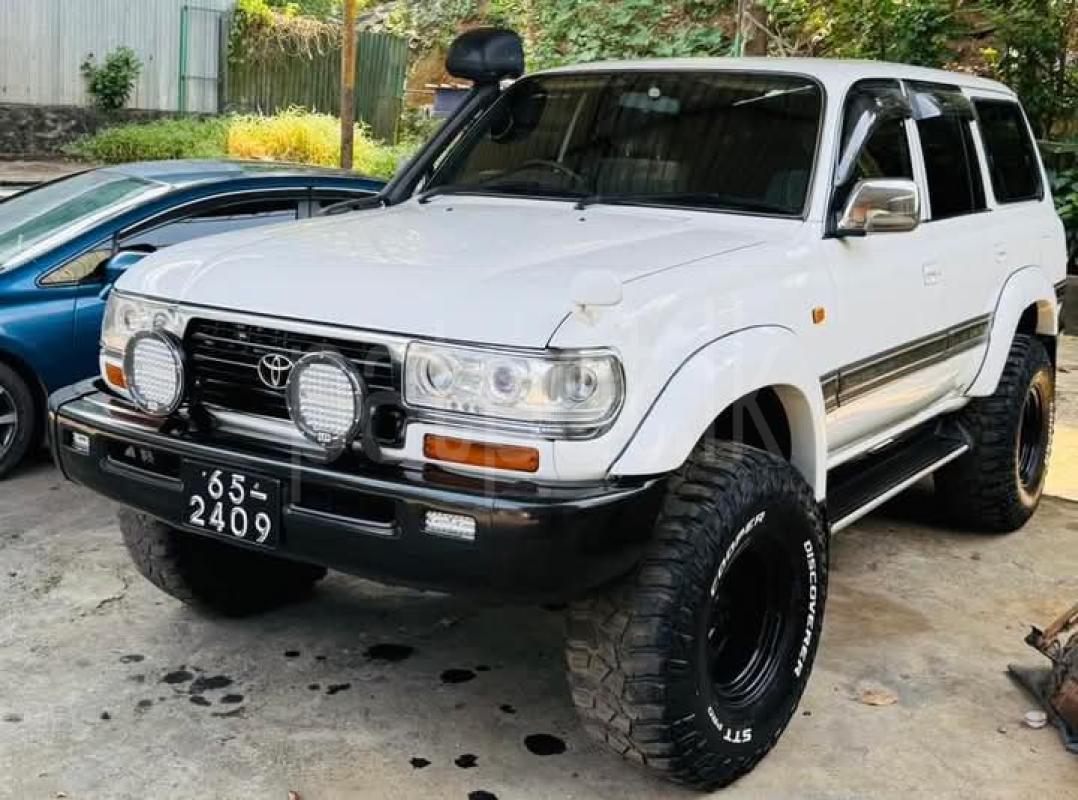 Toyota Land Cruiser 1997 - භාවිතා කරන ලද SUV රථය sale in Sri Lanka - patpat.lk